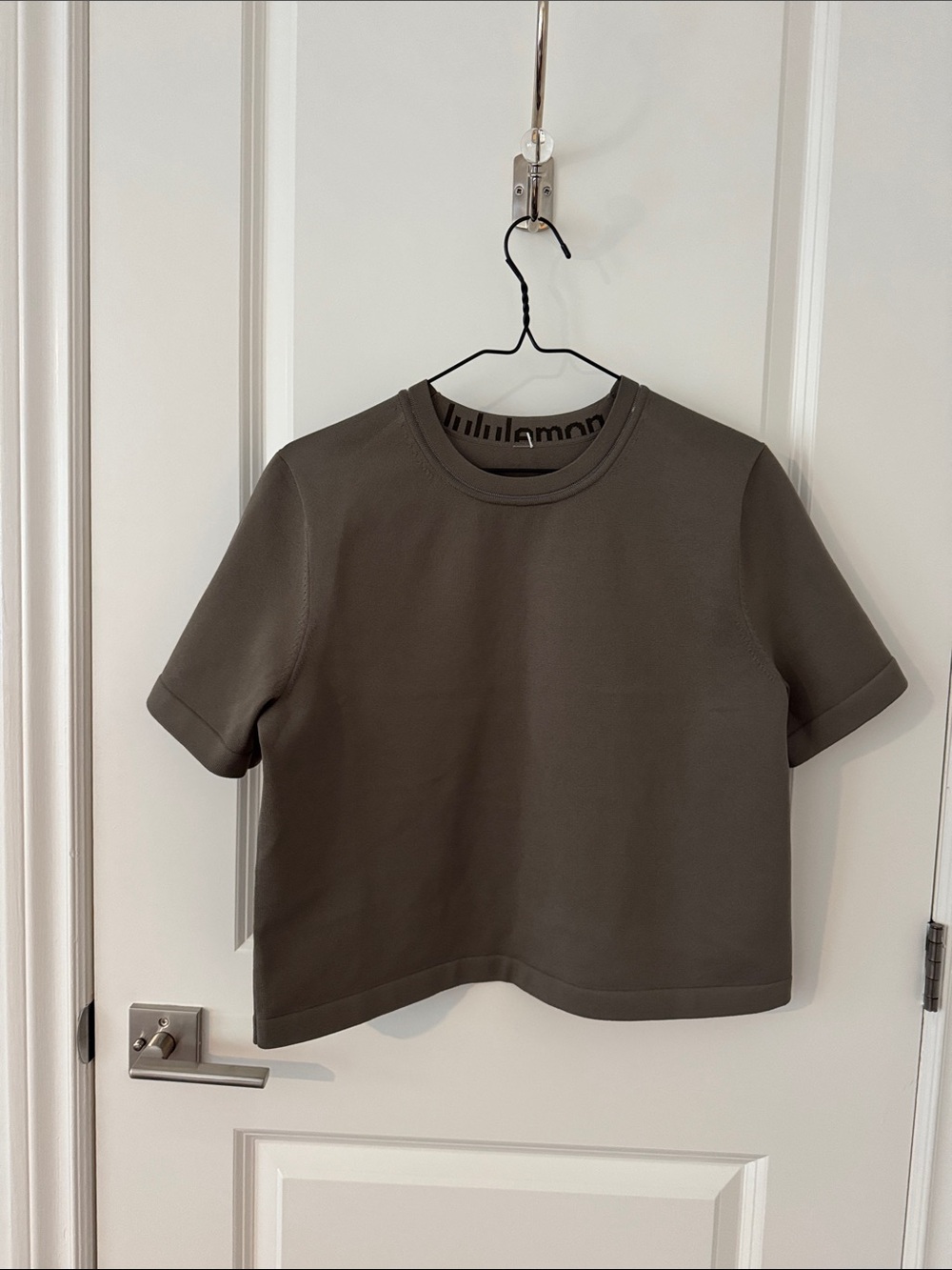 lululemon short Sleeve Boxy Tee - Olive